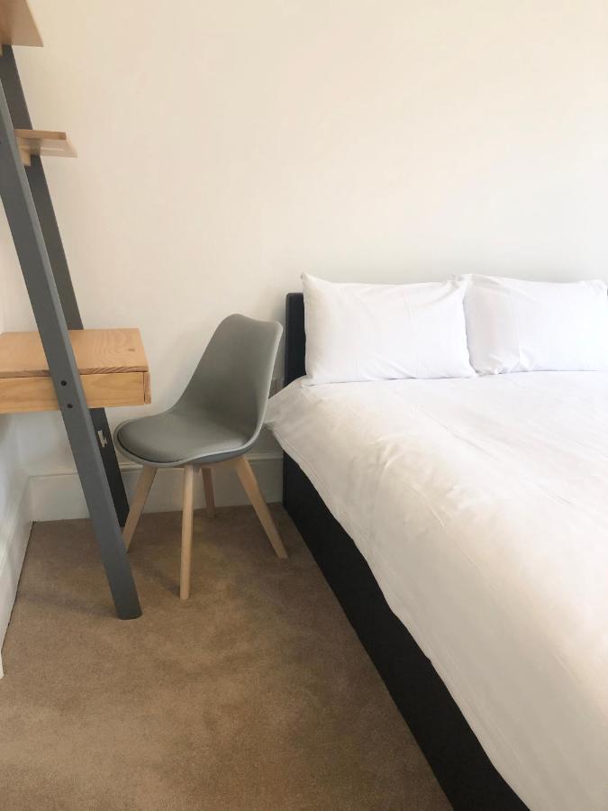 Stylish Maisonette And Studio In Victoria Londra Dış mekan fotoğraf